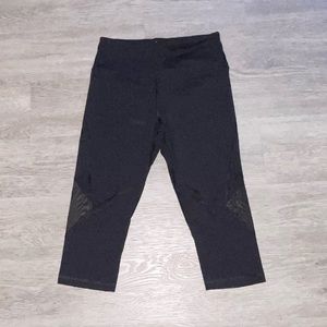 Victoria’s Secret Knockout Crop size small